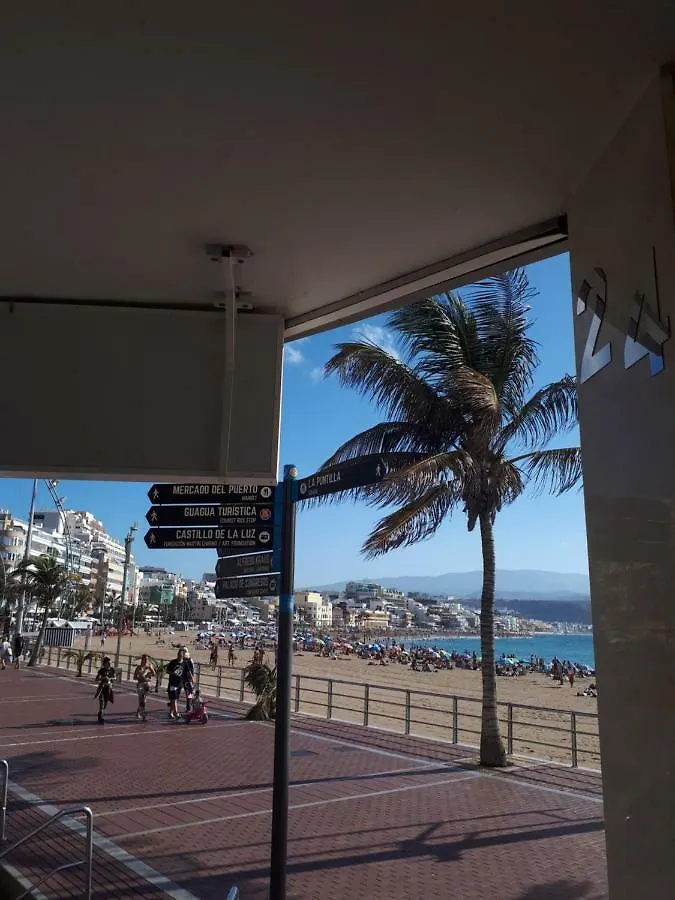 Leps Primera Linea las Canteras Las Palmas de Gran Canaria